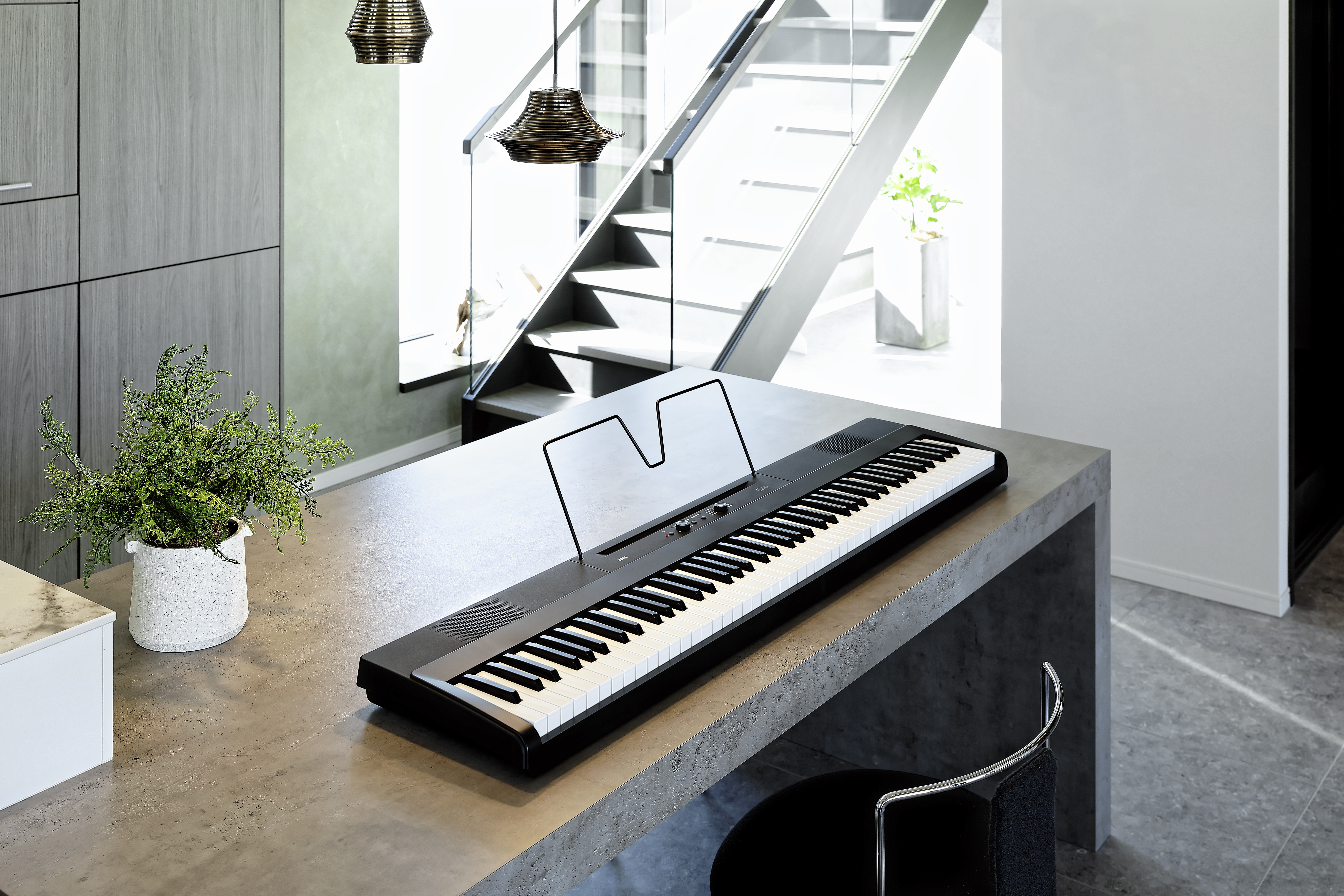 KORG L1 BK цифровое пианино Liano, 88 клавиш, цвет черный. Пюпитр и педаль в комплекте thumbnail 3